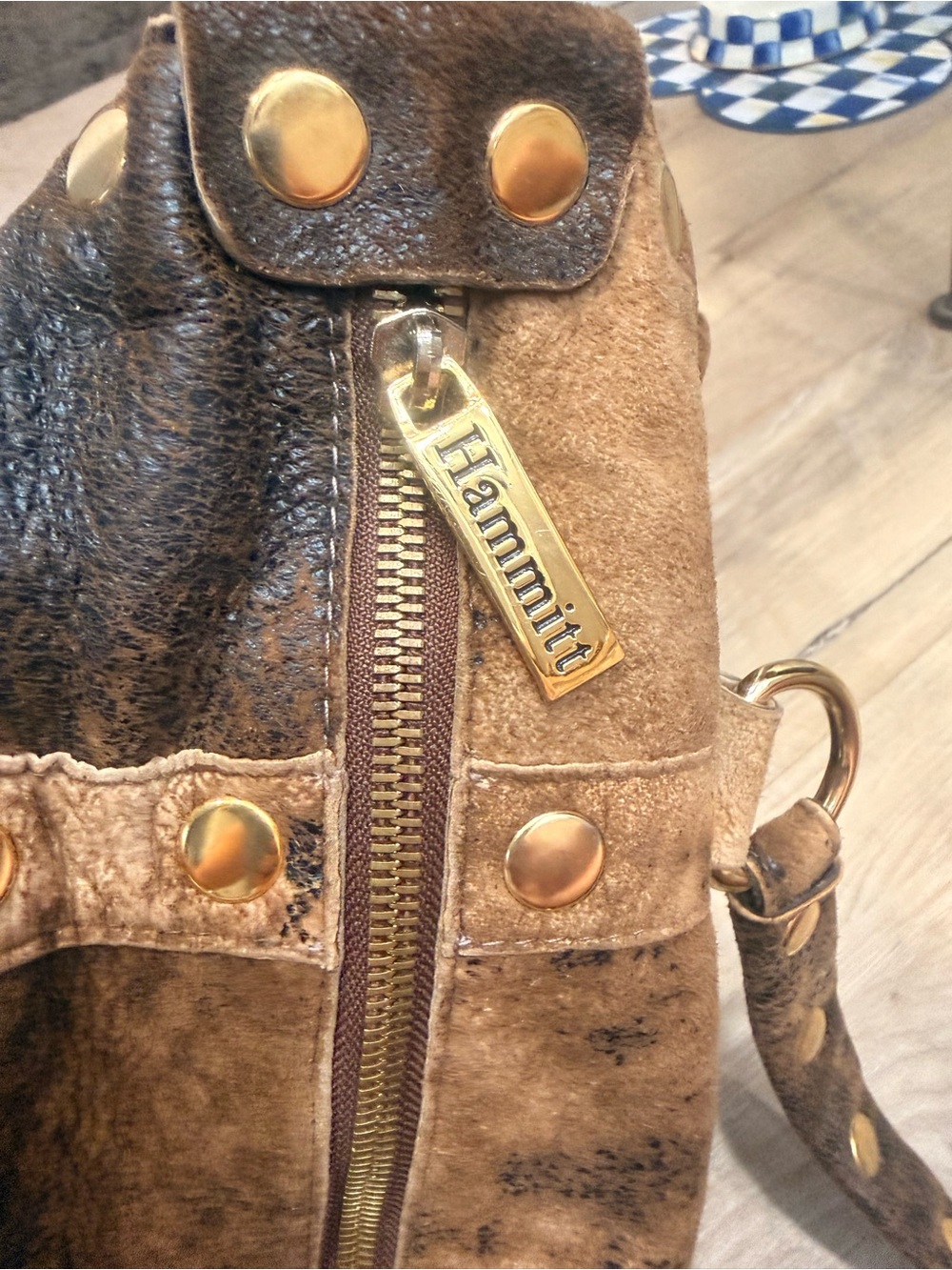 HAMMITT-FETS Retired-Studded distressed Brown Leather bag - Picture 5 of 7